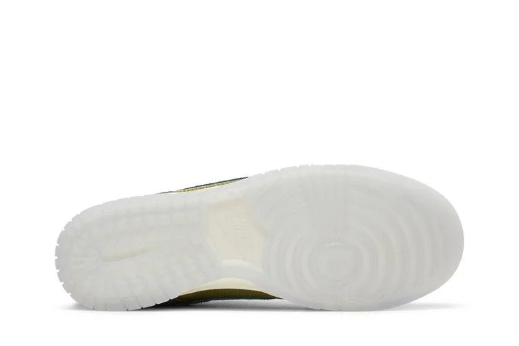 Кроссовки Nike Dunk Low 'SiEMPRE Familia'