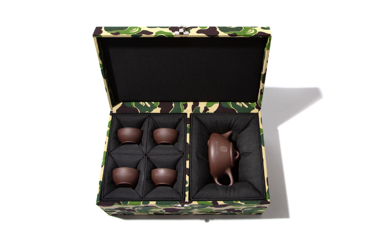 Китайский чайный сервиз BAPE Limited Edition Chinese Tea Pot Set