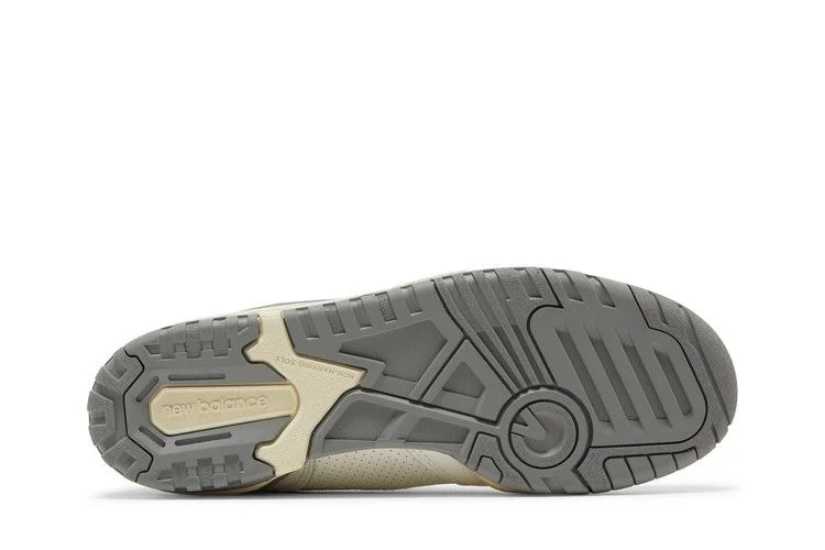 Krossovki-Aime-Leon-Dore-x-New-Balance-650R-Silver-3