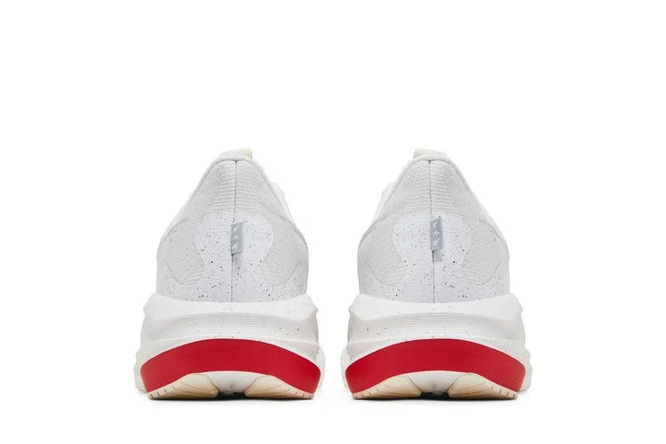 Krossovki-Bandit-x-ASICS-Novablast-5-Liftoff-5