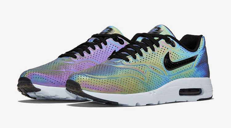 nike-air-max-1-ultra-moire-iridescent-777428-200_05