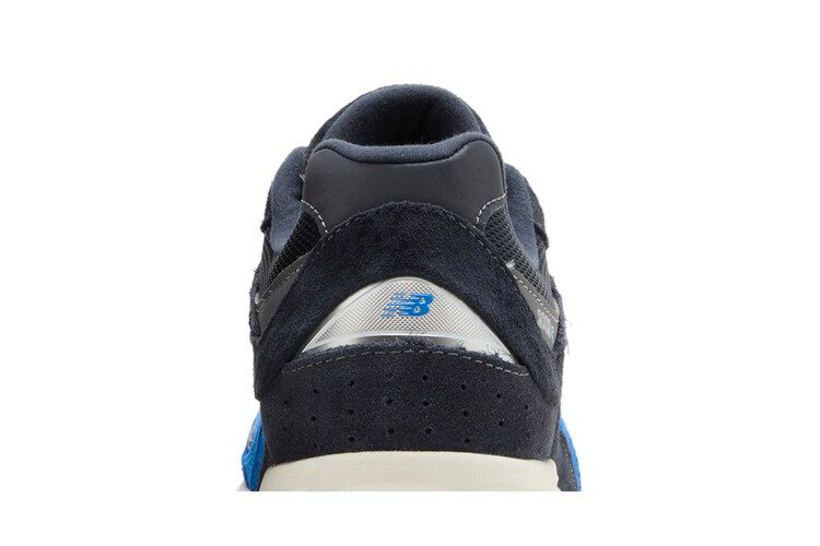 Кроссовки New Balance 2002R 'Blue Oasis'