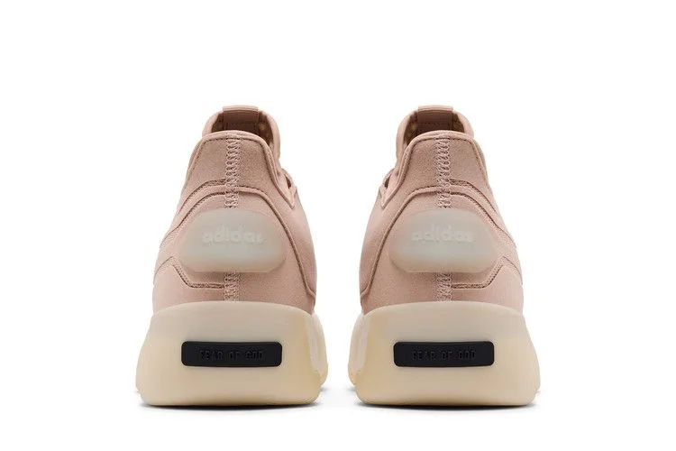 Krossovki-Fear-of-God-Athletics-x-adidas-II-BASKETBALL-Ash-Pearl-5