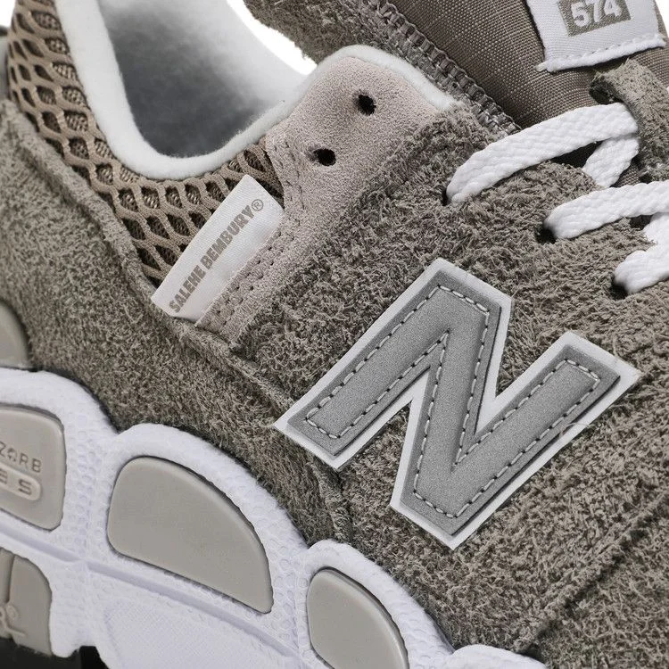 Krossovki-Salehe-Bembury-x-New-Balance-574-YURT-Shark-Skin-9