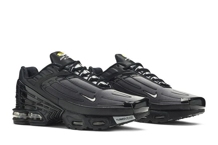 Krossovki-Nike-Air-Max-Plus-3-OG-Wolf-Grey-7