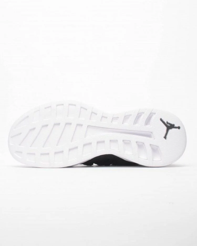 Krossovki-Air-Jordan-Formula-23-Low-Quai-54-4