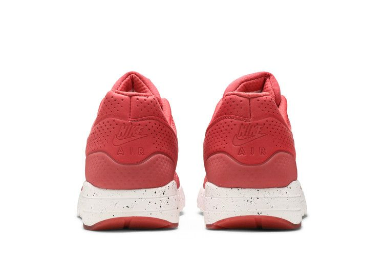air-max-1-ultra-moire-low-705297-611_05