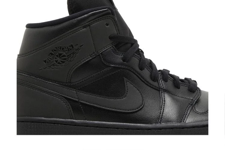 Кроссовки Wmns Air Jordan 1 Mid 'Triple Black'