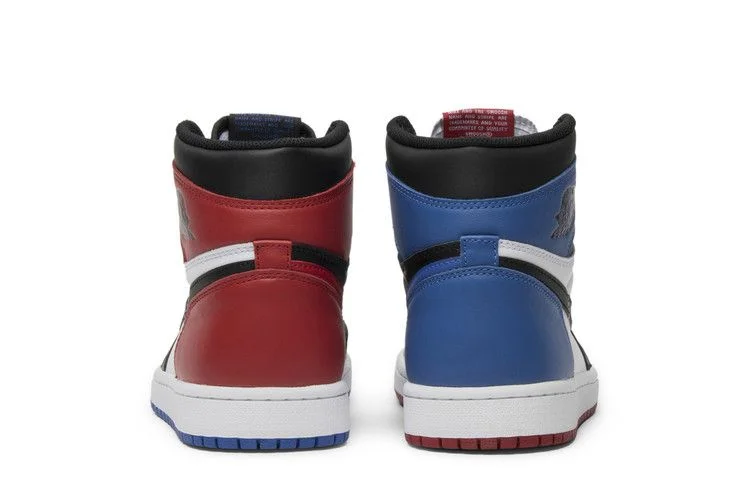 Кроссовки Air Jordan 1 Retro High OG 'Top 3'