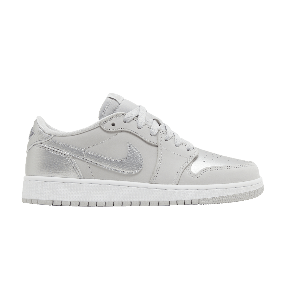 air-jordan-1-retro-low-og-gs-metallic-silver-cz0858-002