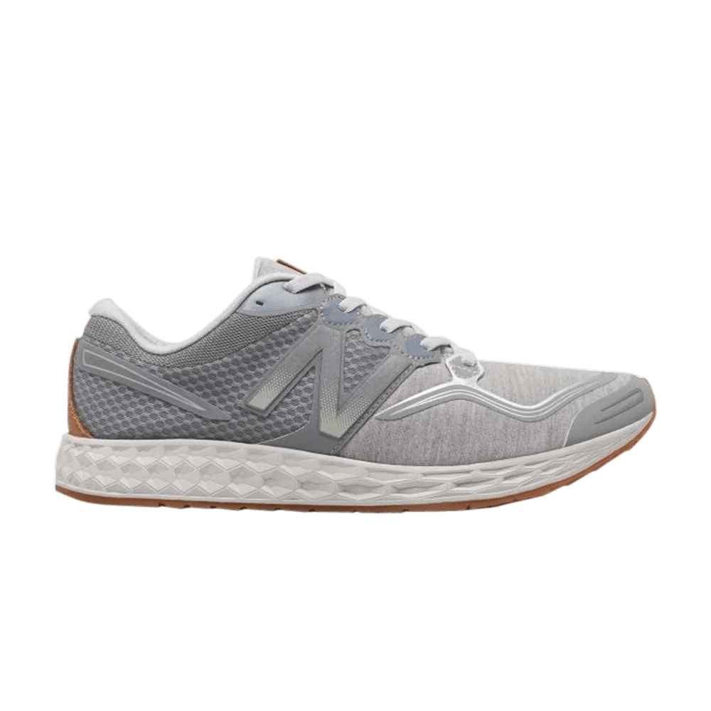 Krossovki-New-Balance-Fresh-Foam-Zante-Sweatshirt-Grey