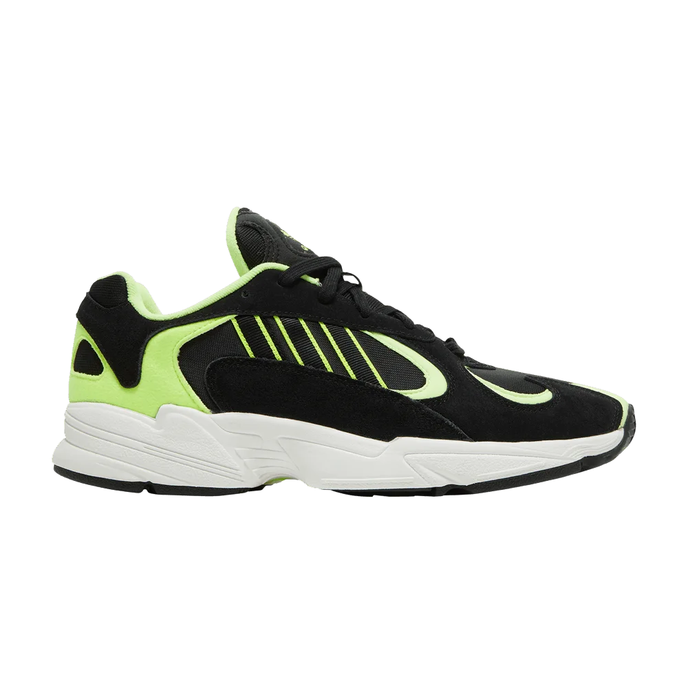 Krossovki-Adidas-Yung-1-Black-Hi-Res-Yellow