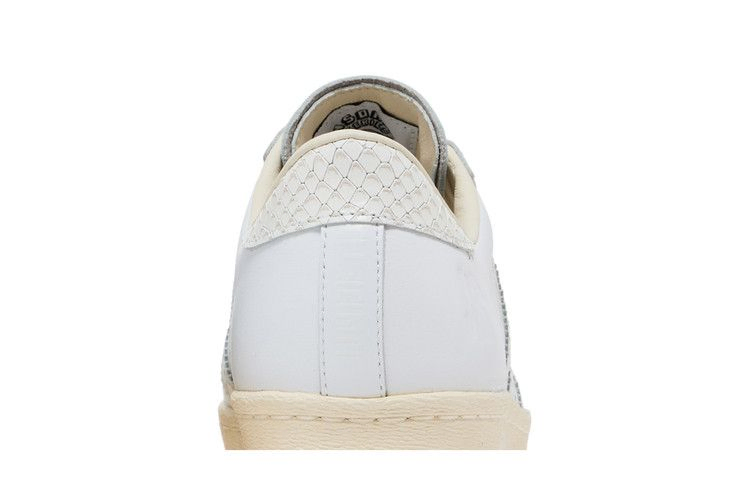 Кроссовки Undefeated x adidas Superstar 80