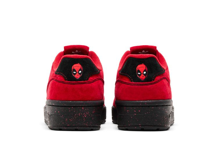 Кроссовки Marvel x adidas Rivalry 86 Low 'Deadpool'