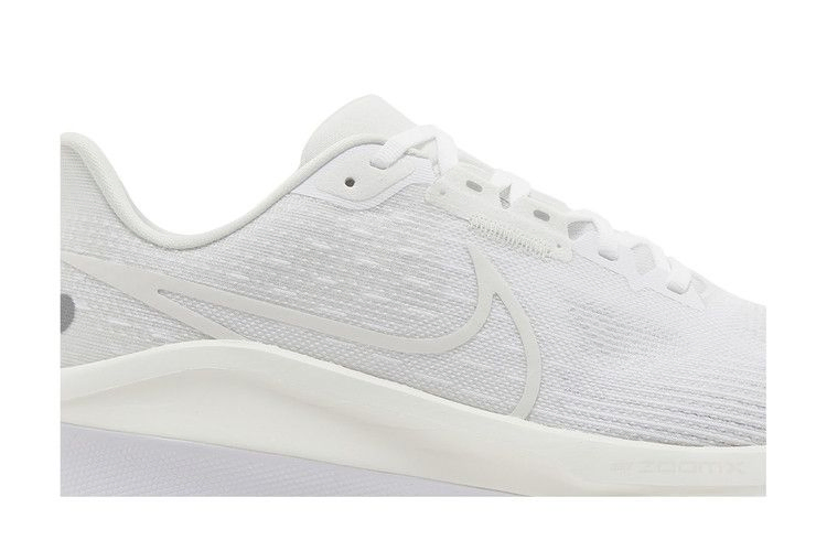 Кроссовки Nike Vomero 17 'White Platinum Tint'