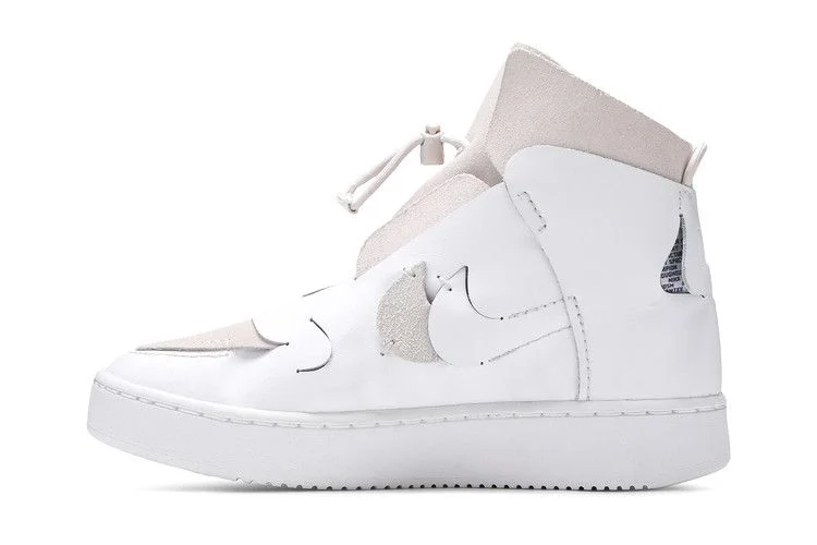 Кроссовки Nike Wmns Vandalized LX 'Platinum Tint'