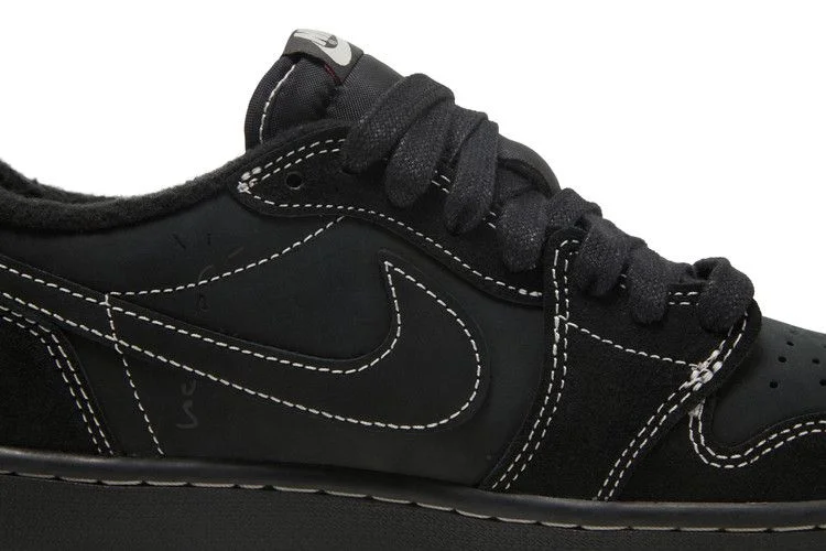 Krossovki-Travis-Scott-x-Air-Jordan-1-Retro-Low-OG-SP-Black-Phantom-9