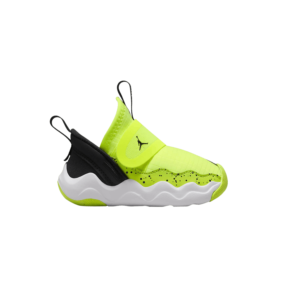 Кроссовки Air Jordan 23/7 TD 'Volt Black'