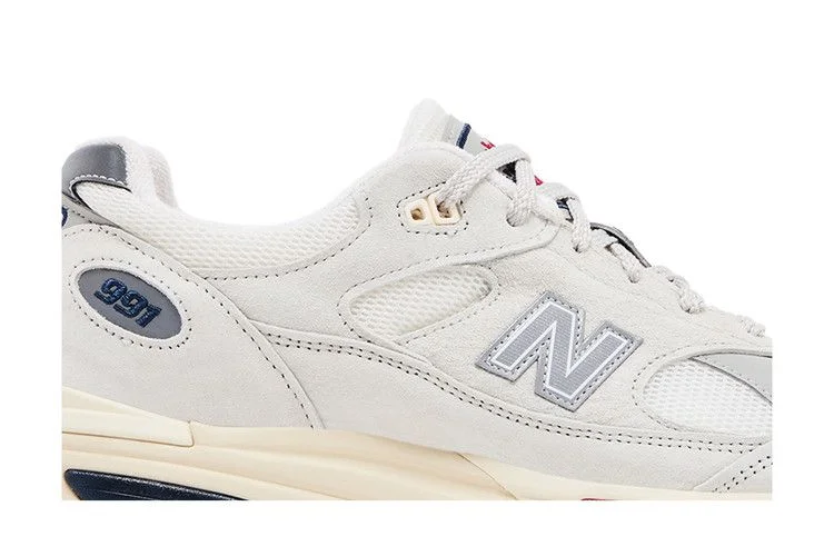 Кроссовки New Balance 991v2 Made in England 'Vintage Sport Pack - White'
