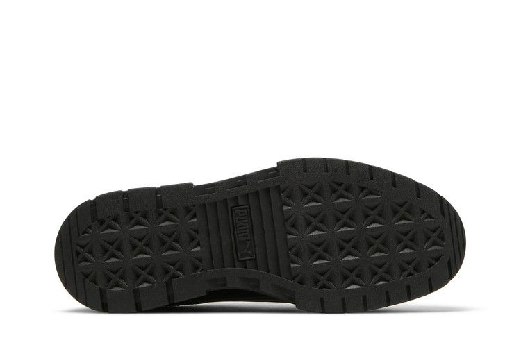 dua-lipa-x-wmns-mayze-flutur-black-388013-01_03