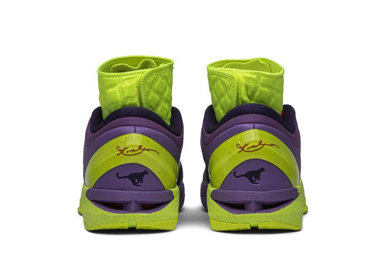 Кроссовки Nike Zoom Kobe 7 Supreme 'Christmas'