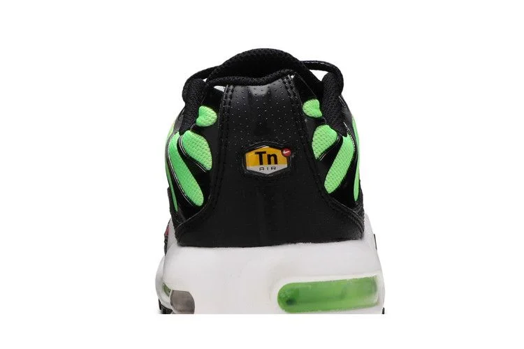 Кроссовки Nike Air Max Plus GS 'Green Strike Flash Crimson'