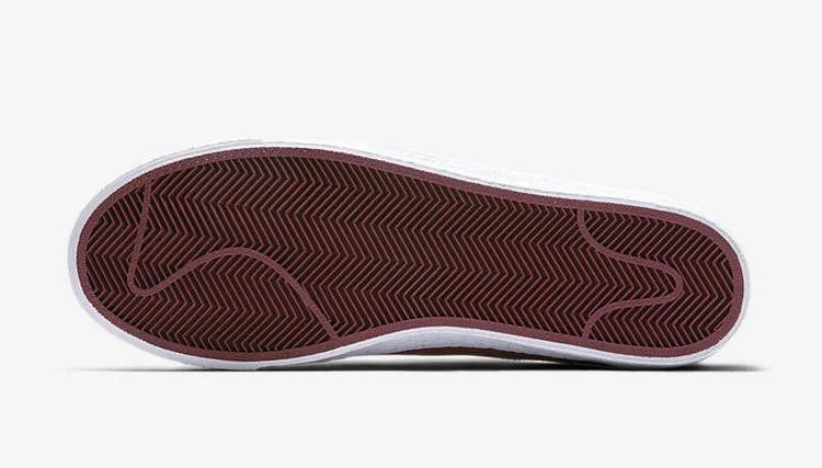 Krossovki-Nike-Numbers-x-SB-Blazer-Low-AC-4