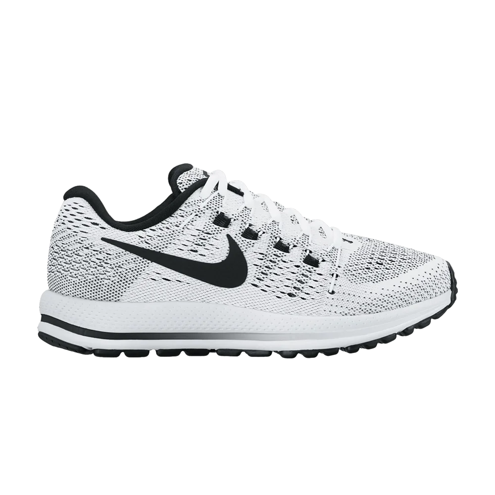 Krossovki-Nike-Air-Zoom-Vomero-12-White-Black