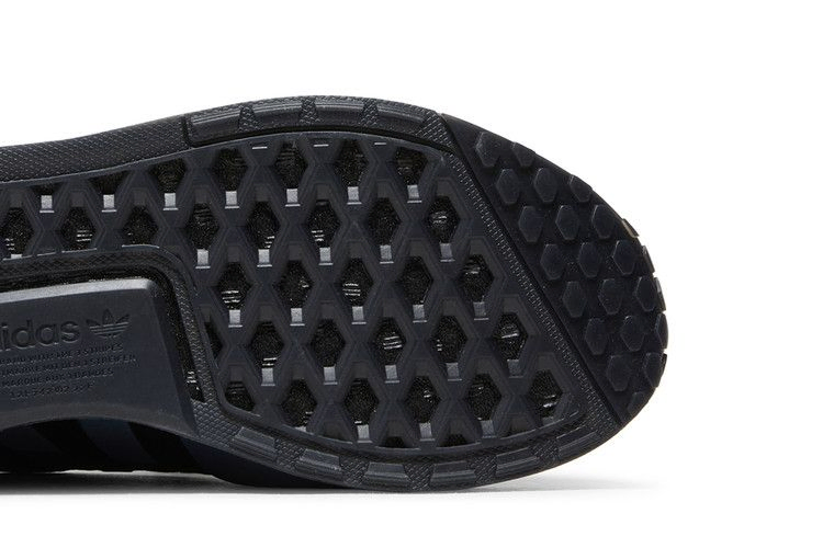 nmd_v3-black-blue-metallic-hq4447_04