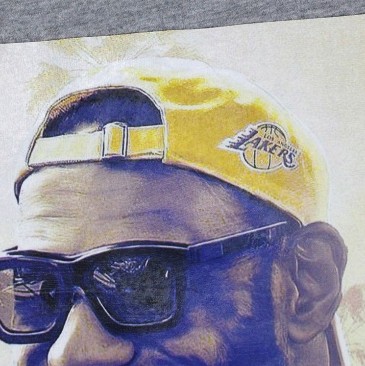 2019-James-Lebron-King-of-LA-Tee-Grey-1