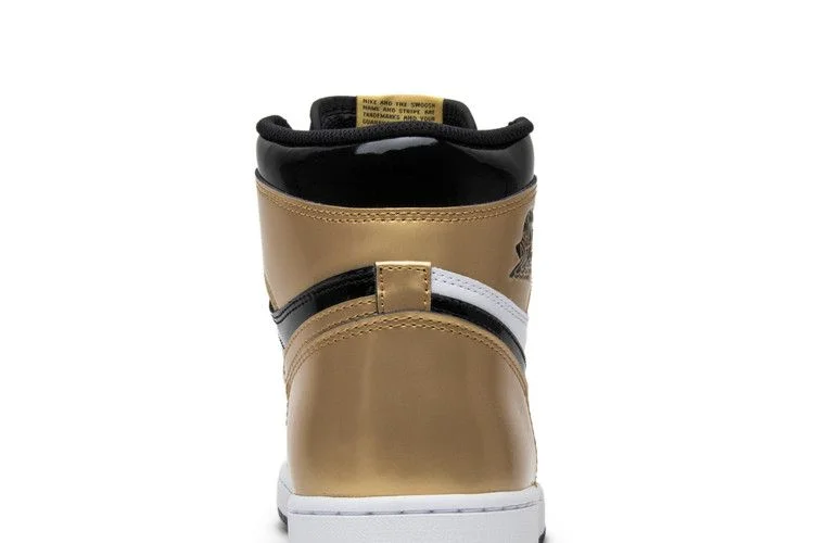 Кроссовки Air Jordan 1 Retro High OG NRG 'Gold Top 3'
