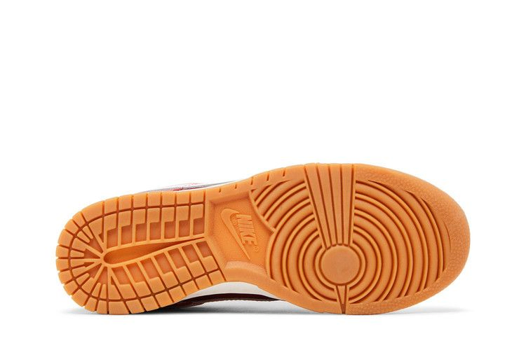 wmns-dunk-low-desert-berry-dd1503-603_03