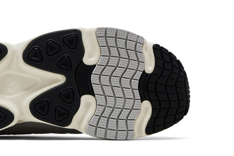 Кроссовки adidas Ozmillen 'Triple Grey'