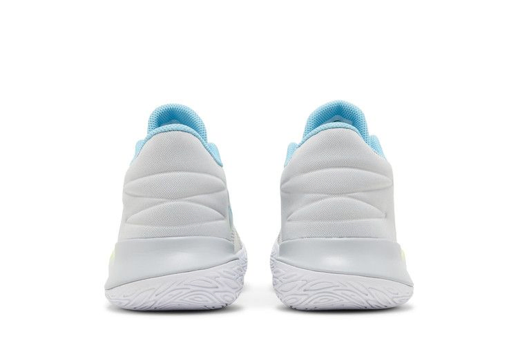 Кроссовки Nike Kyrie Flytrap 5 '1 World 1 People'