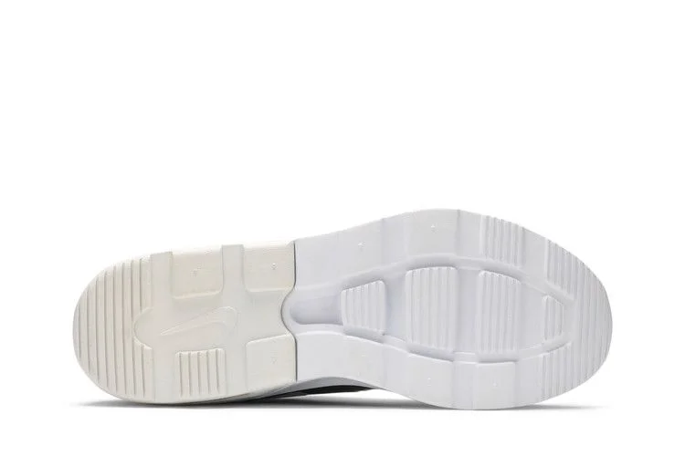 Krossovki-Nike-Air-Max-Motion-2-ES1-White-Iron-Grey-3