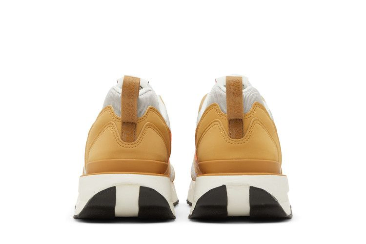 air-max-dawn-elemental-gold-total-orange-dm0013-700_05