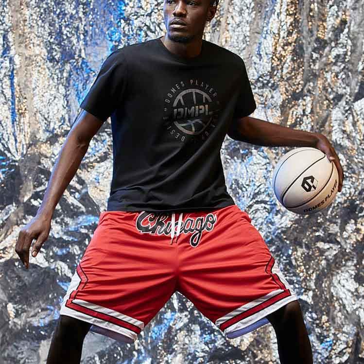 Ehot-Chicago-Bulls-Red-Shorts-2