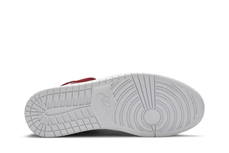Krossovki-Air-Jordan-1-Retro-Mid-Gym-Red-2.0-3