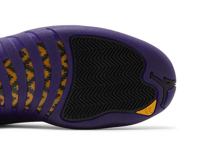 Кроссовки Air Jordan 12 Retro 'Field Purple'