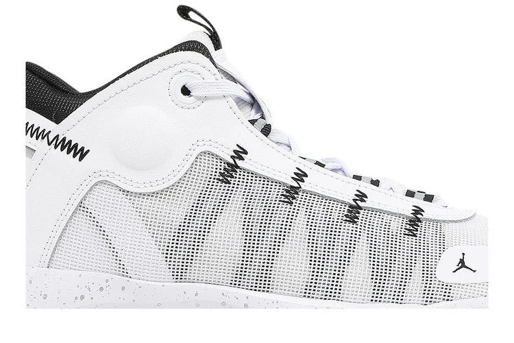 Krossovki-Air-Jordan-Jumpman-2020-White-Black-1