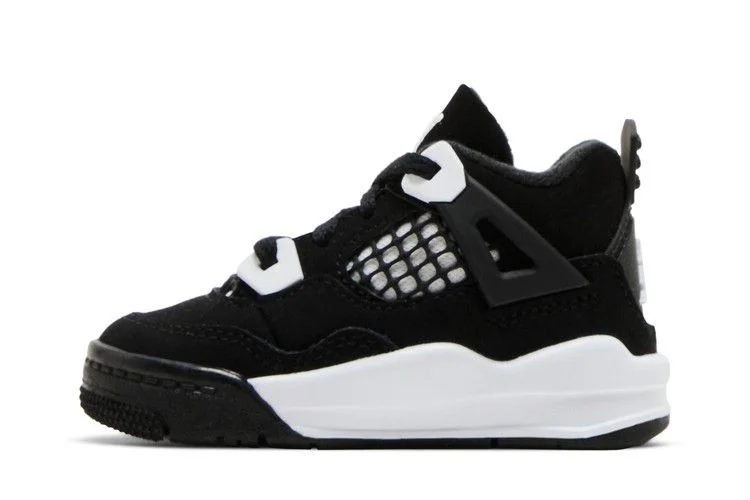 Krossovki-Air-Jordan-4-Retro-TD-White-Thunder-2