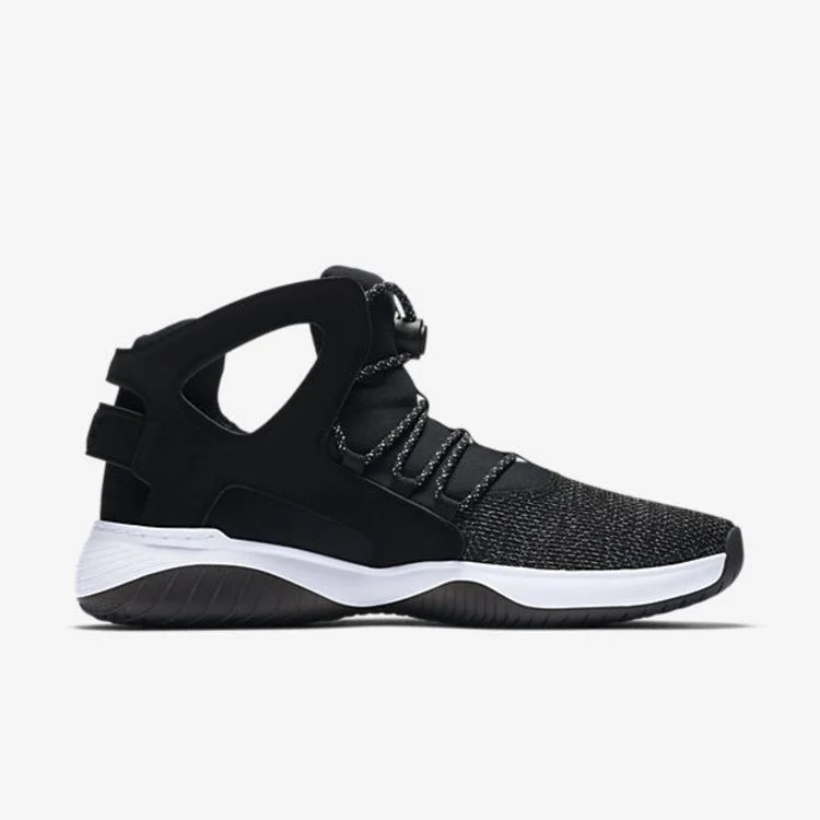 Krossovki-Nike-Air-Flight-Huarache-Ultra-2