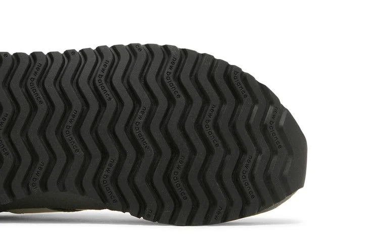 Krossovki-New-Balance-Wmns-237-Magnet-4
