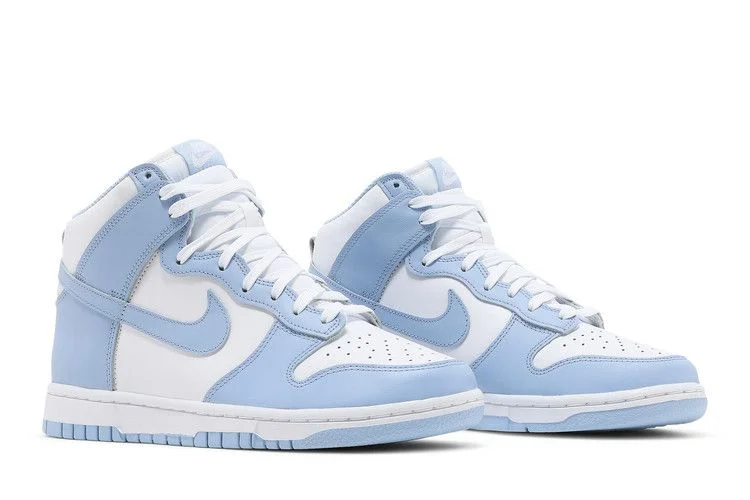 Krossovki-Nike-Wmns-Dunk-High-Aluminum-7