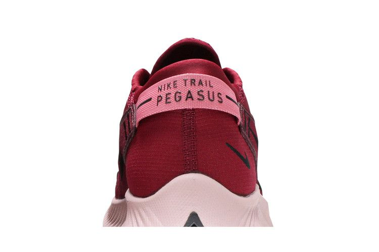 Кроссовки Nike Wmns Pegasus Trail 2 'Dark Beetroot'