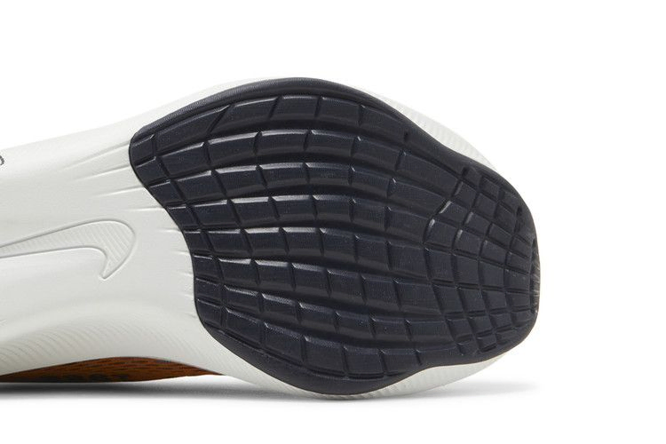 Кроссовки Nike Zoom Fly 4 Premium 'Light Curry'