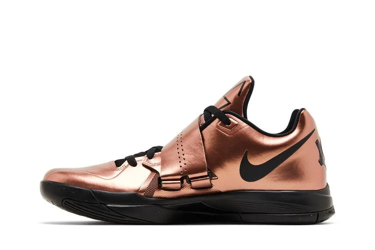 Krossovki-Nike-Zoom-KD-4-Christmas-2024-2