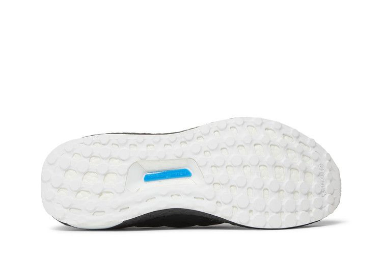 ultraboost-4-0-breast-cancer-awareness-sample-bc0247-s_03