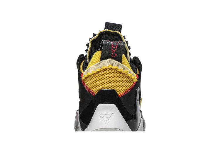Кроссовки Air Jordan Why Not Zer0.2 'Flash Crimson'