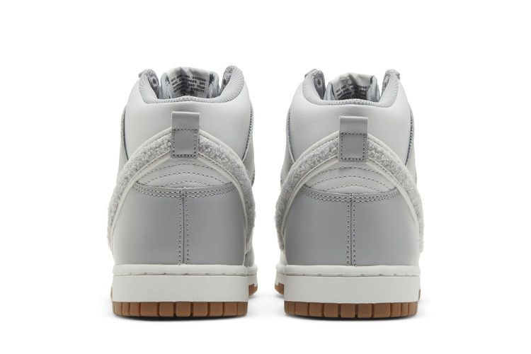 Кроссовки Nike Men's Dunk High 'Chenille Swoosh - Light Smoke Grey'